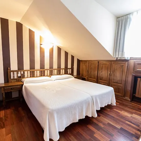 Restaurante De Torres 2* فيليتشوسا