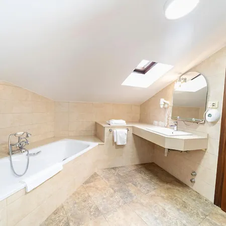 Restaurante De Torres فندق فيليتشوسا