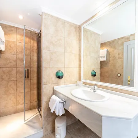 فندق Restaurante De Torres فيليتشوسا