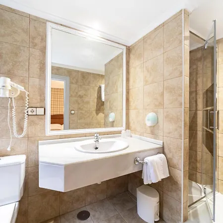 Restaurante De Torres فندق