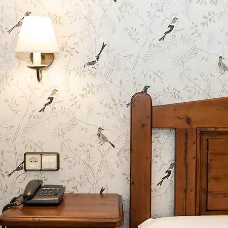 Restaurante De Torres فندق 2*