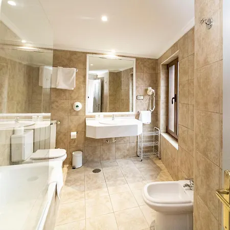 Restaurante De Torres فندق فيليتشوسا