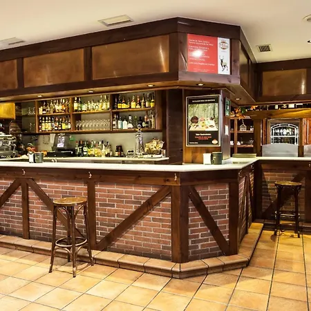 Restaurante De Torres Hotel 2*