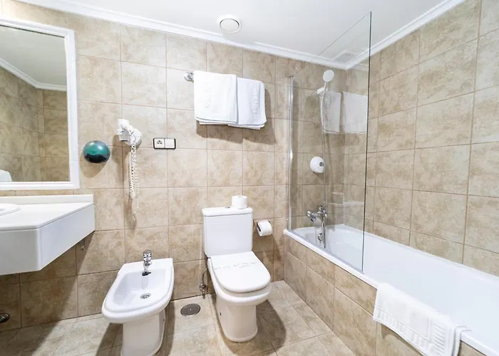 Restaurante De Torres 2* Felechosa