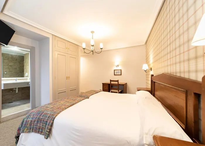 Restaurante De Torres Hotel 2*