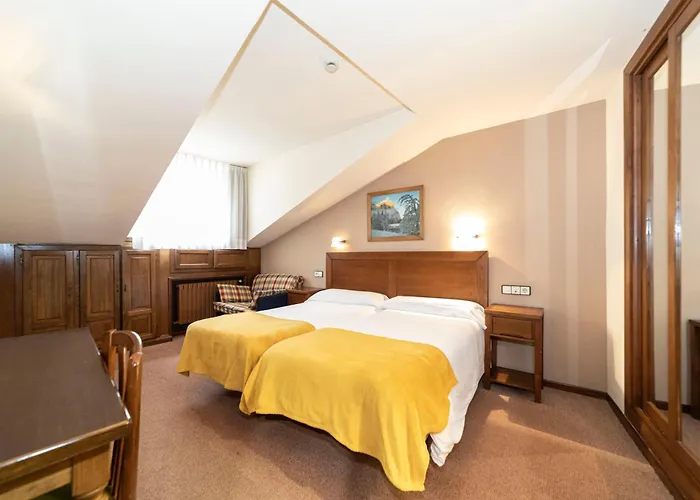 Restaurante De Torres 2* Felechosa